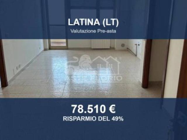 Immobile in asta di 87 m in vendita a Latina