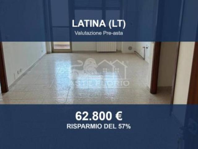 Immobile in asta di 87 m in vendita a Latina