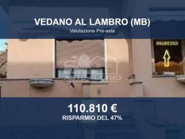 Immobile in asta di 88 m, box auto doppio in vendita a Vedano al Lambro