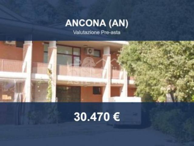 Immobile in asta di 88 m in vendita a Ancona