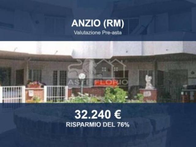 Immobile in asta di 88 m in vendita a Anzio