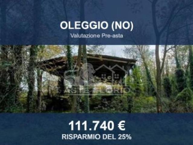 Immobile in asta di 8920 m in vendita a Oleggio