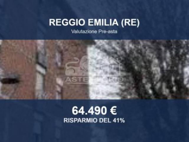 Immobile in asta di 89 m, box auto in vendita a Reggiolo