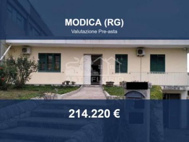 Immobile in asta di 800 m in vendita a Modica