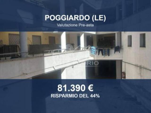 Immobile in asta di 80 m, box auto in vendita a Poggiardo