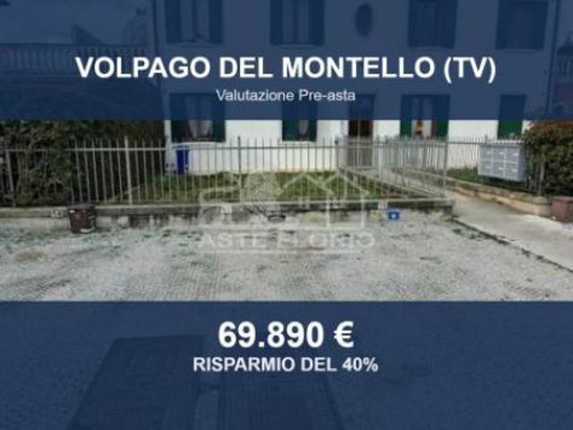 Immobile in asta di 80 m, box auto in vendita a Volpago del Montello