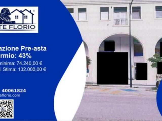 Immobile in asta di 80 m con più di 5 locali in vendita a Campobasso