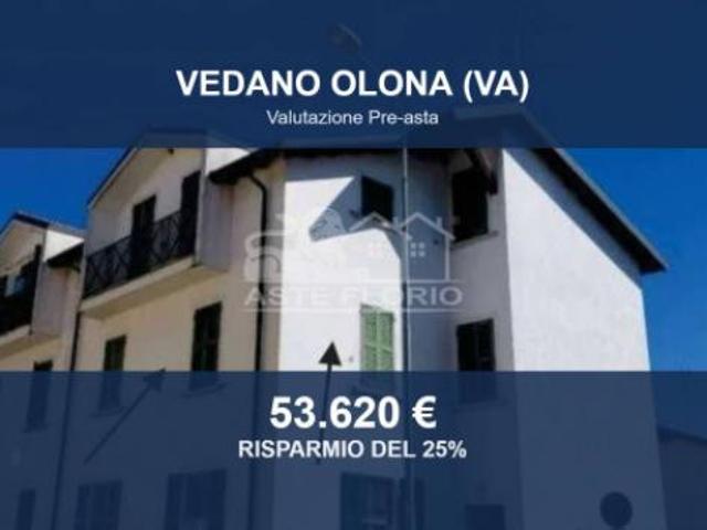 Immobile in asta di 81 m con più di 5 locali e box auto in vendita a Vedano Olona