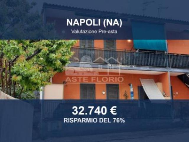 Immobile in asta di 81 m in vendita a Napoli
