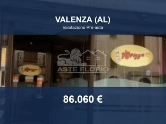 Immobile in asta di 82 m in vendita a Valenza