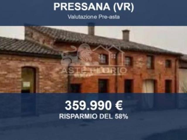 Immobile in asta di 836 m in vendita a Pressana