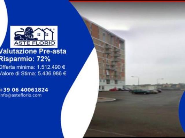 Immobile in asta di 8 m con più di 5 locali e box auto doppio in vendita a Chieti