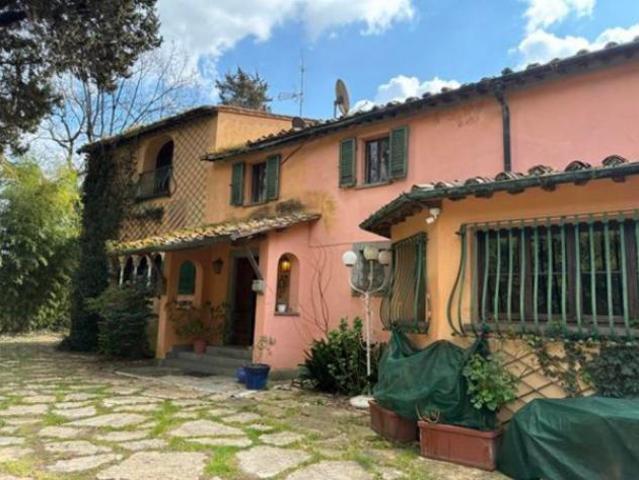 Immobile in asta di 839 m in vendita a San Giuliano Terme