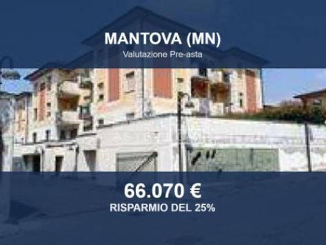 Immobile in asta di 83 m, box auto in vendita a Mantova