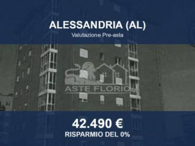 Immobile in asta di 83 m, box auto in vendita a Alessandria