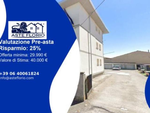Immobile in asta di 83 m, box auto in vendita a Castelnuovo Scrivia