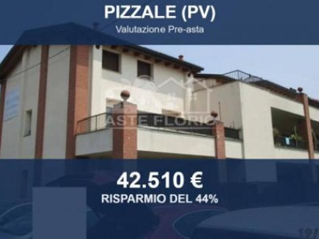 Immobile in asta di 83 m, box auto in vendita a Pizzale