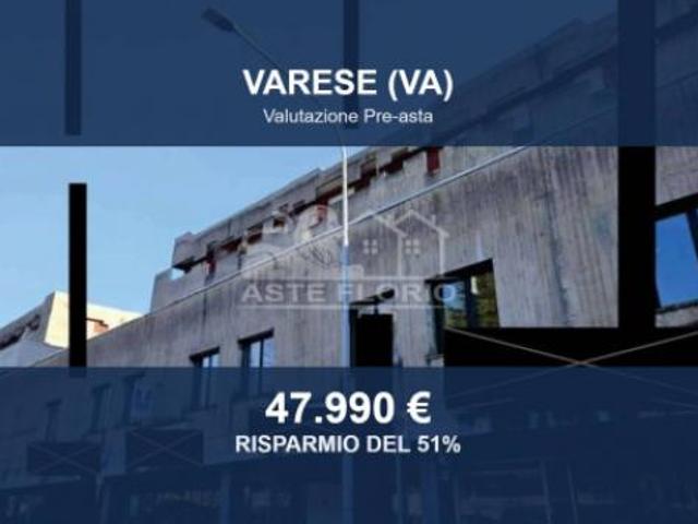 Immobile in asta di 83 m, box auto in vendita a Varese