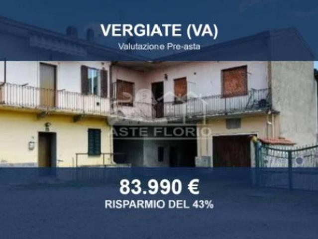 Immobile in asta di 83 m, box auto in vendita a Vergiate