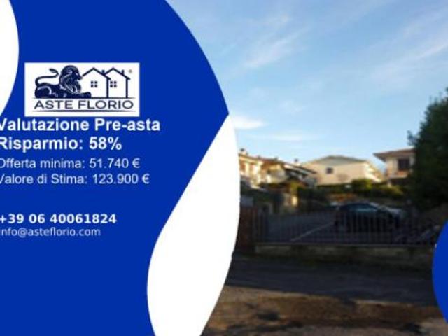 Immobile in asta di 83 m in vendita a Viterbo