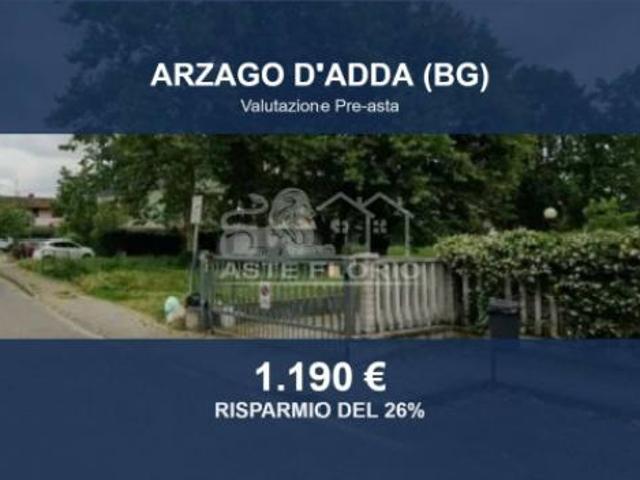 Immobile in asta di 8 m in vendita a Arzago d'Adda