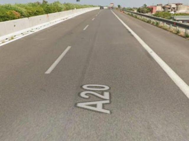 Immobile in asta di 8 m in vendita a Barcellona Pozzo di Gotto