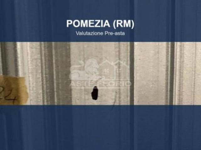 Immobile in asta di 8 m in vendita a Pomezia