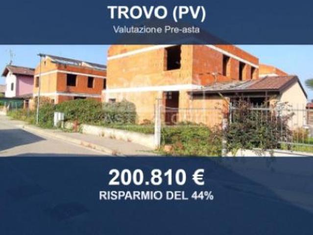 Immobile in asta di 942 m in vendita a Trovo