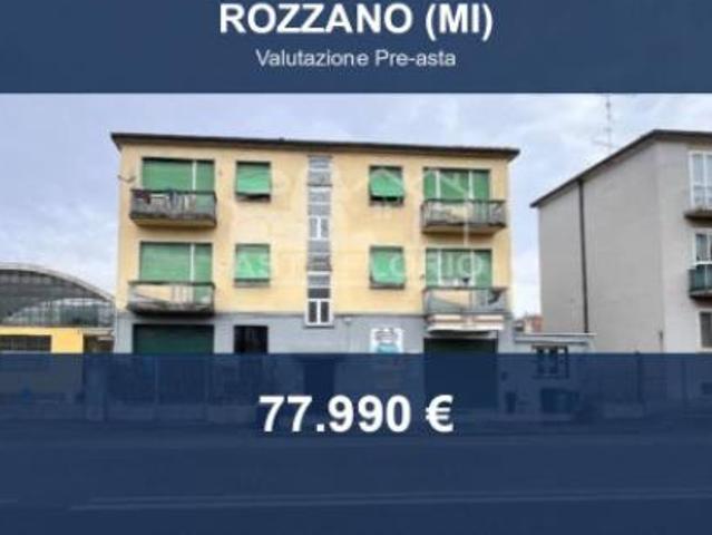 Immobile in asta di 94 m in vendita a Rozzano