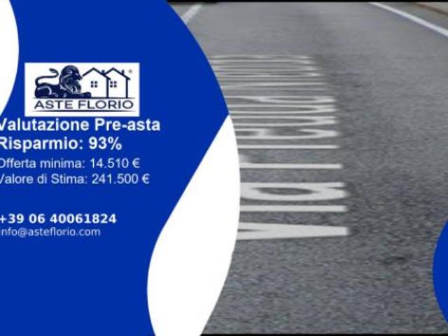 Immobile in asta di 966 m con più di 5 locali in vendita a Sassari