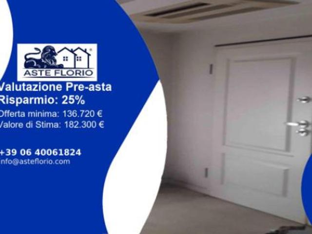 Immobile in asta di 96 m con più di 5 locali in vendita a Porto San Giorgio