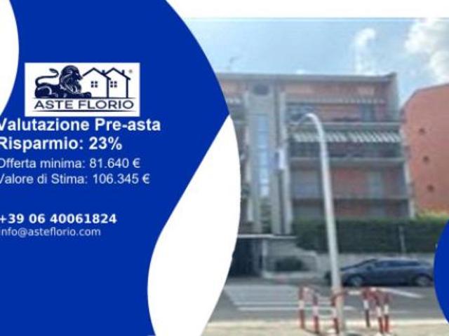 Immobile in asta di 88 m, box auto in vendita a Casteggio