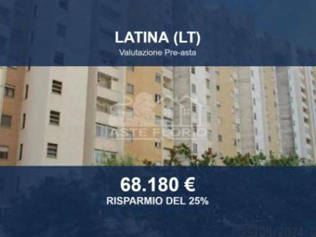 Immobile in asta di 96 m, box auto in vendita a Latina
