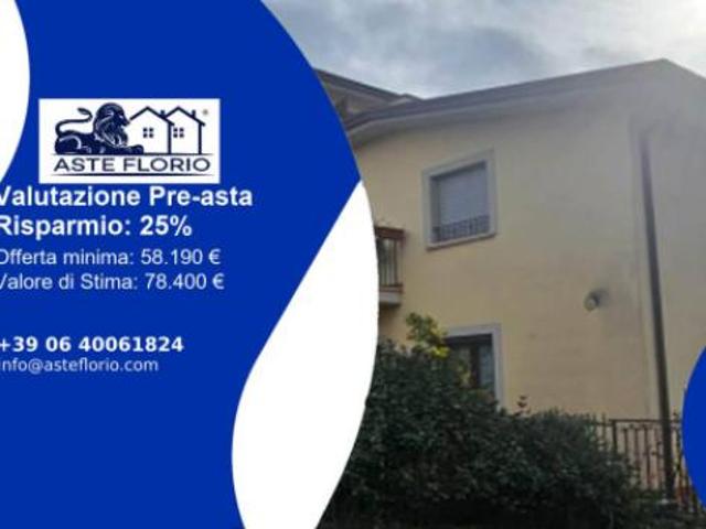 Immobile in asta di 96 m, box auto in vendita a Perugia