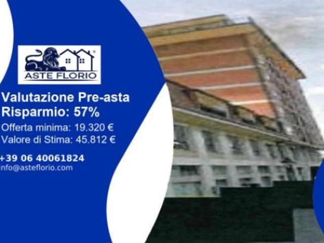 Immobile in asta di 97 m con più di 5 locali in vendita a Montegranaro