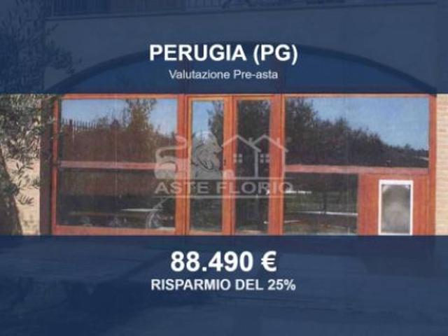 Immobile in asta di 97 m, box auto doppio in vendita a Perugia
