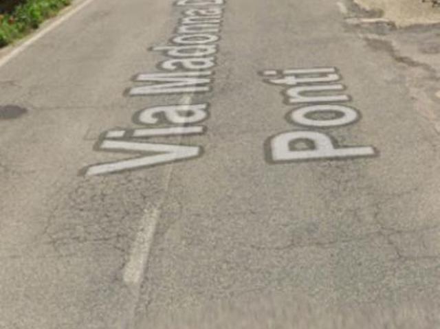Immobile in asta di 97 m, box auto in vendita a Capena