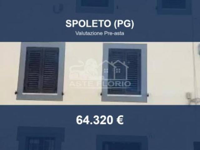 Immobile in asta di 98 m con più di 5 locali in vendita a Spoleto