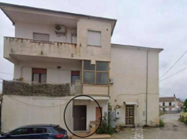 Immobile in asta di 98 m in vendita a Montalto Uffugo