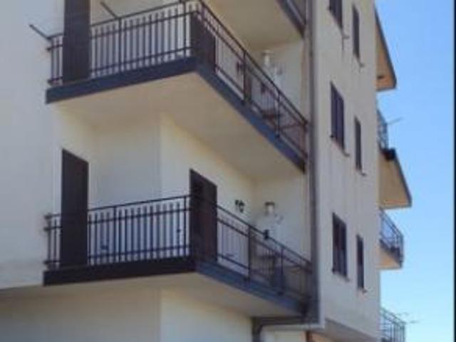 Immobile in asta di 98 m in vendita a Luzzi