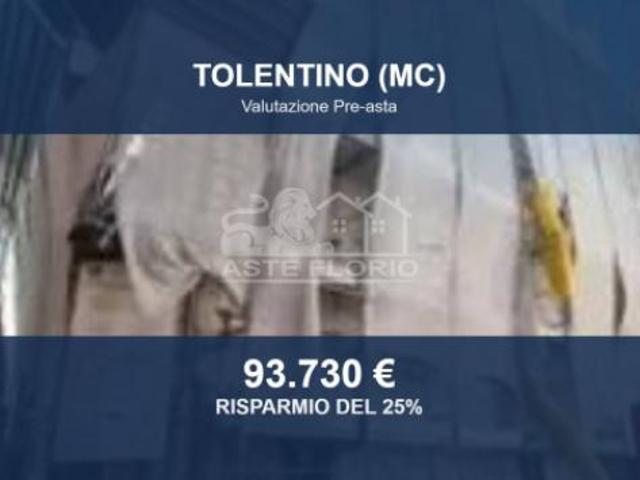 Immobile in asta di 98 m in vendita a Tolentino