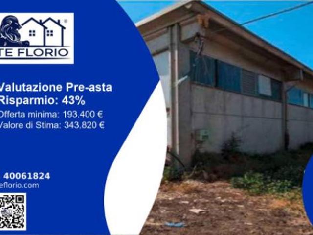 Immobile in asta di 9989 m con più di 5 locali in vendita a Frascaro