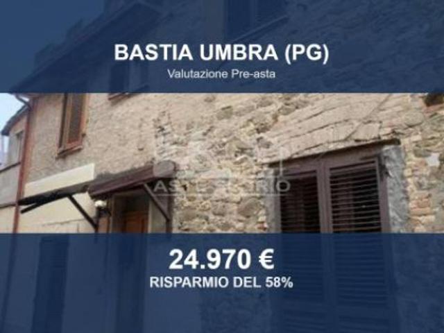 Immobile in asta di 99 m con più di 5 locali in vendita a Bastia Umbra