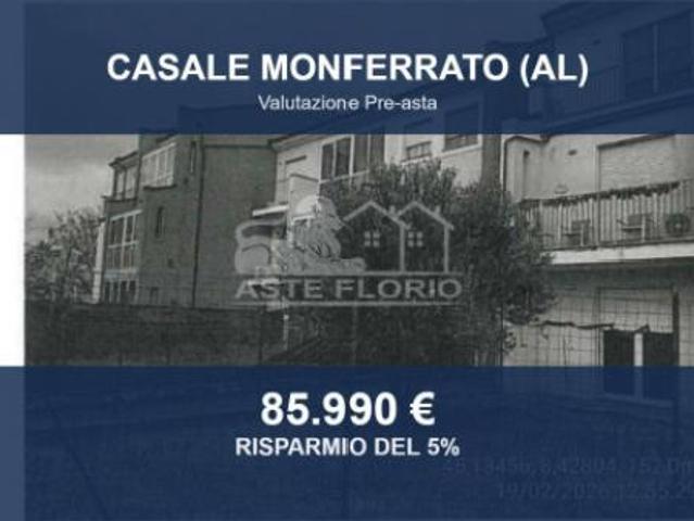 Immobile in asta di 99 m, box auto in vendita a Casale Monferrato