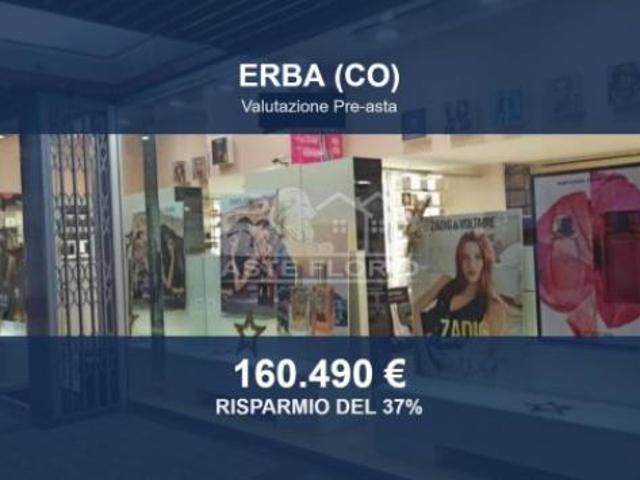 Immobile in asta di 99 m in vendita a Erba
