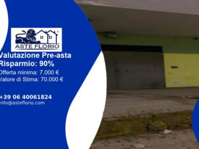 Immobile in asta di 90 m con più di 5 locali in vendita a Melito di Napoli