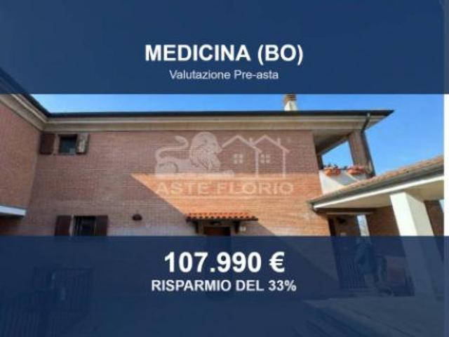 Immobile in asta di 90 m, box auto in vendita a Medicina