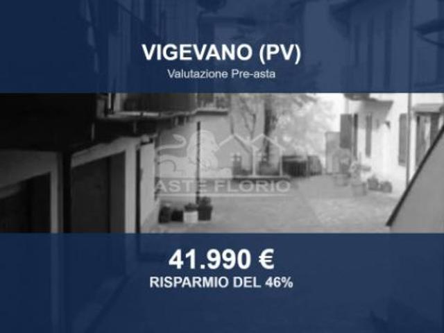 Immobile in asta di 90 m, box auto in vendita a Vigevano