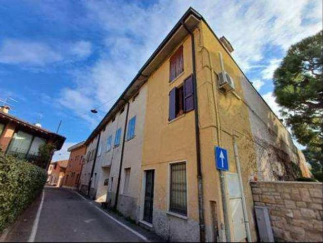 Immobile in asta di 90 m in vendita a Castel Mella
