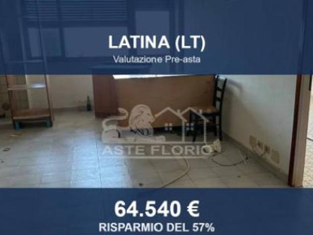 Immobile in asta di 90 m in vendita a Latina